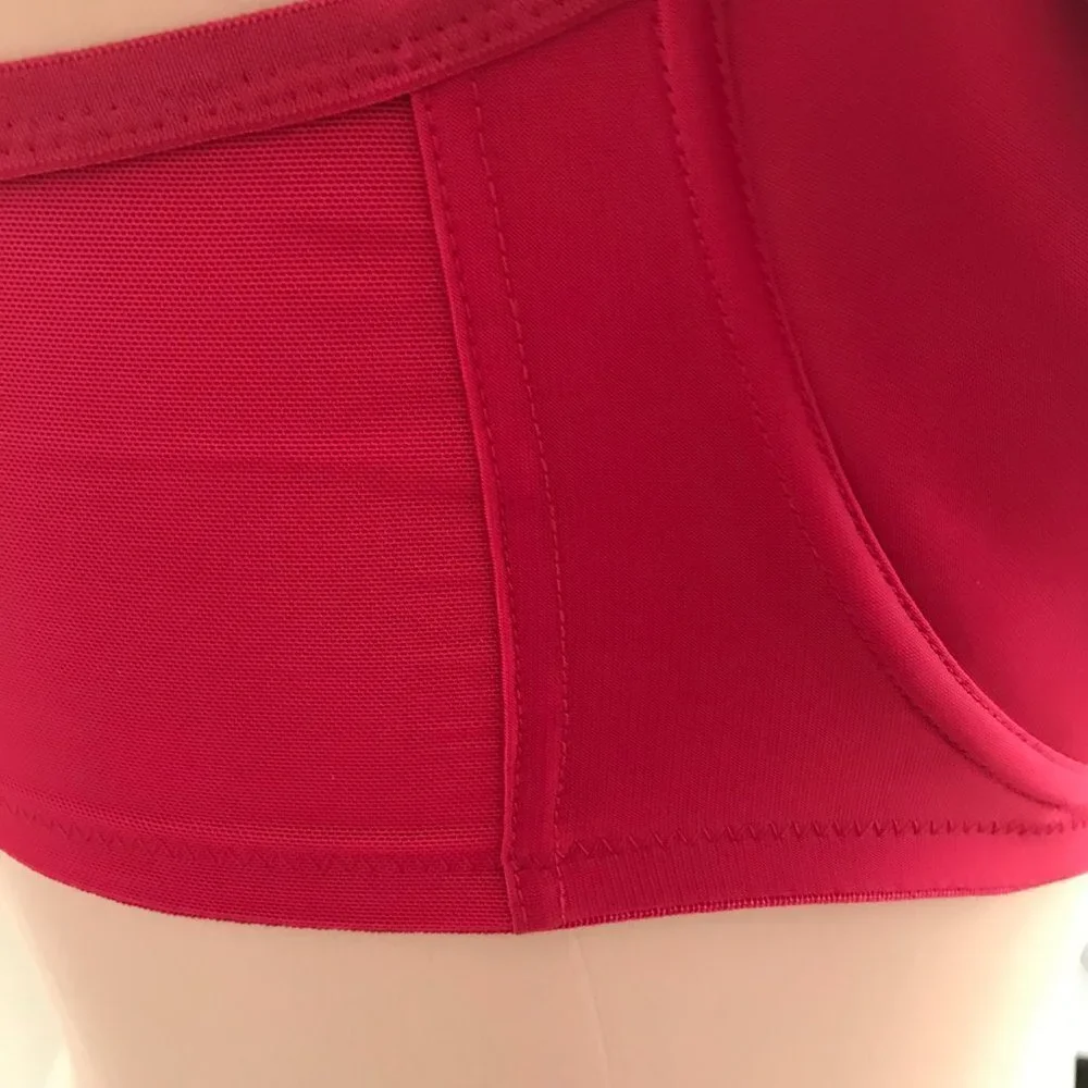 Elomi smoothing molded